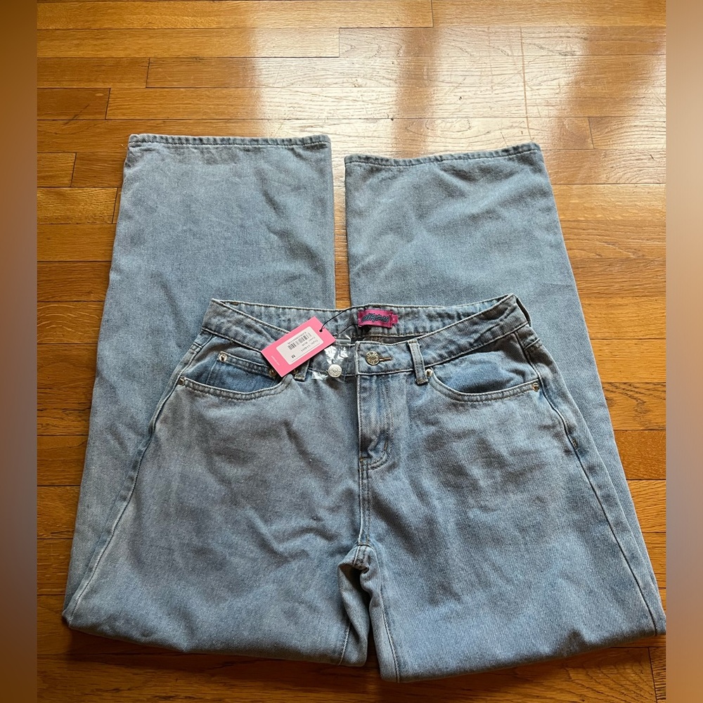 Edikted Low Rise Jeans Brand New